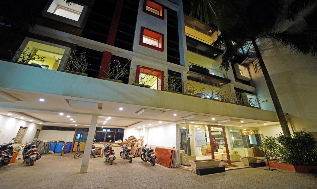 Treebo Trend Lake View Park T Nagar Chennai Exterior foto