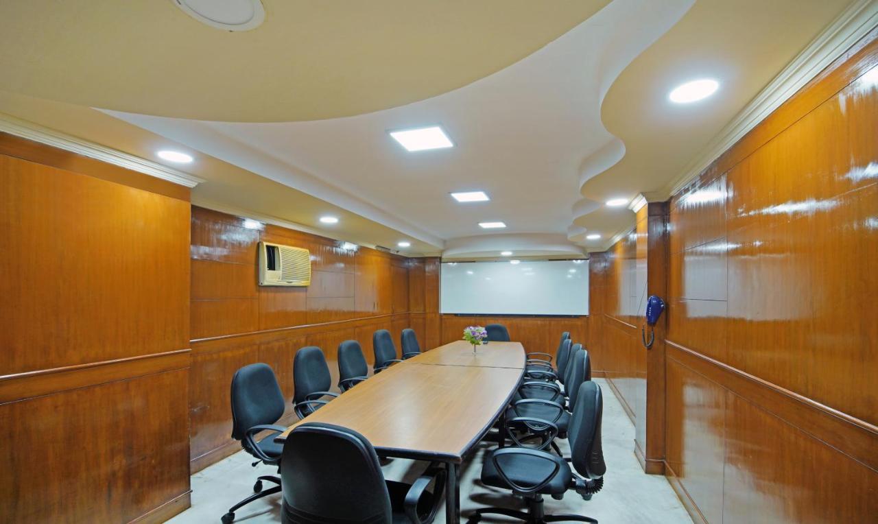 Treebo Trend Lake View Park T Nagar Chennai Exterior foto